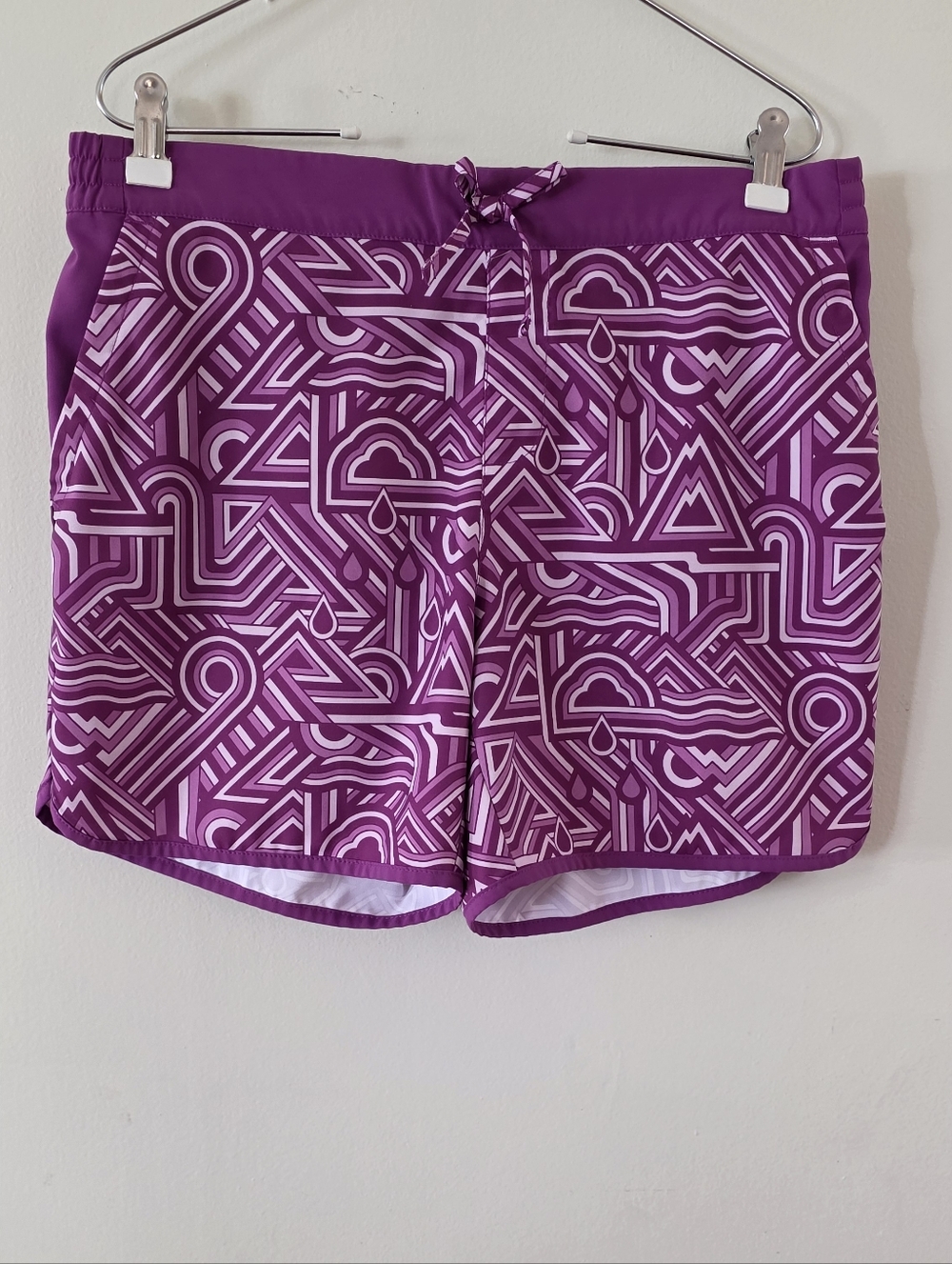 Women's Columbia Purple Geometric Athletic Shorts with Drawstring - Picture 2 of 9